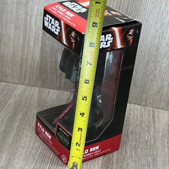 Funko Star Wars: The Force Awakens Kylo Ren Wacky Wobbler Vinyl Bobble-Head 3+ - Picture 9 of 9